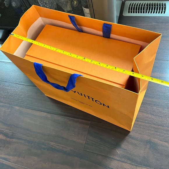 Louis Vuitton Box and Bag - Picture 6 of 8